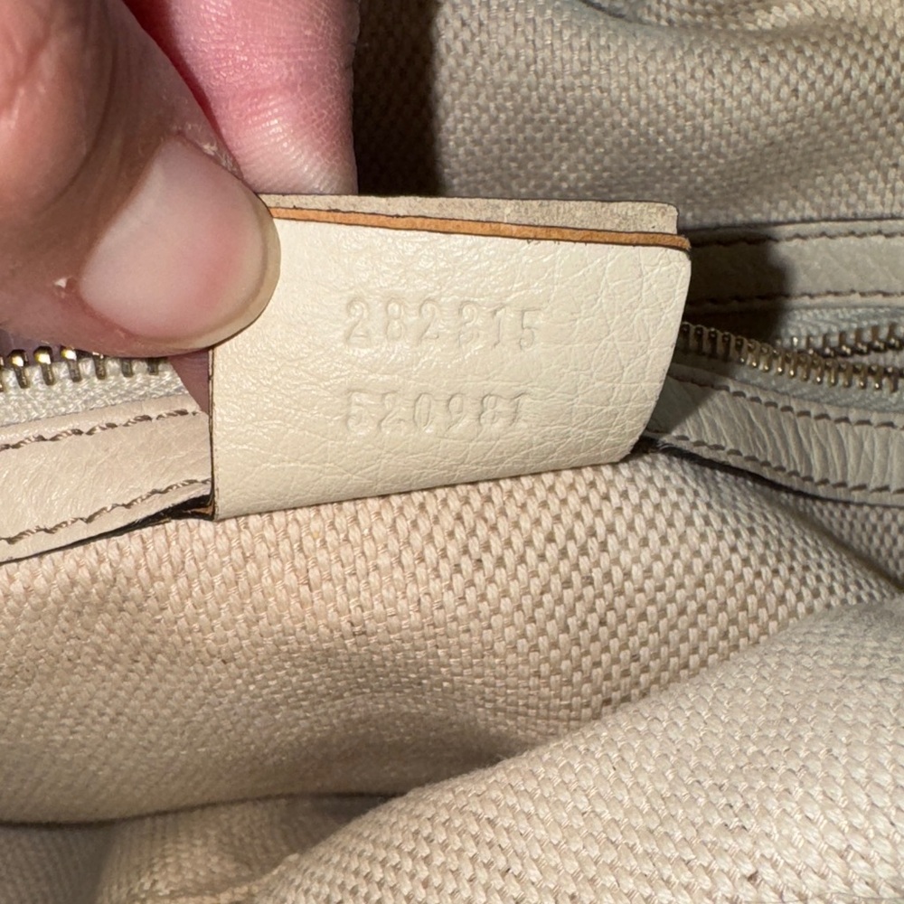 🔴SOLD!!!!🔴Gucci Tan and Cream Hobo Bag - Picture 8 of 12